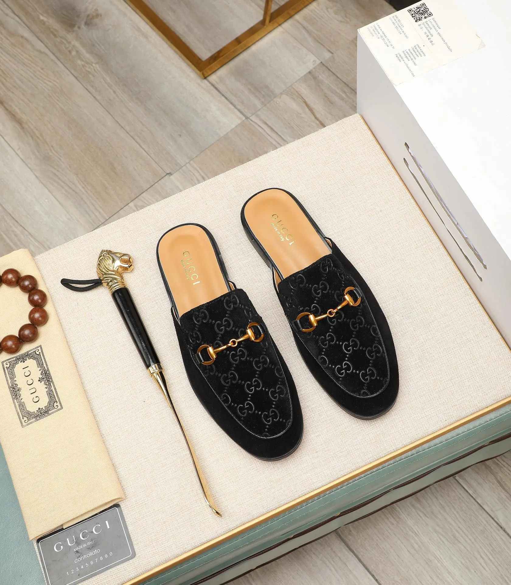 Men's clothing and shoes 💰380 (Gucci) The latest 🎁🎁 casual and fashionable men's shoes 👟 from the official website, hot style 💥 style is simple and elegant, exclusive for trendy men. Unique official website latest brand double G elements 👑 original Gucci decoration, fashionable and generous, original material original calfskin, ✅ fully imported first-layer pigskin lining, official website designated wear-resistant, lightweight original rubber casual outsole, counter classic model taken in kind, 38-44 black and white optional